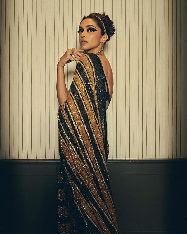 deepika-padukone-in-sabyasachi-gold-black-color-saree