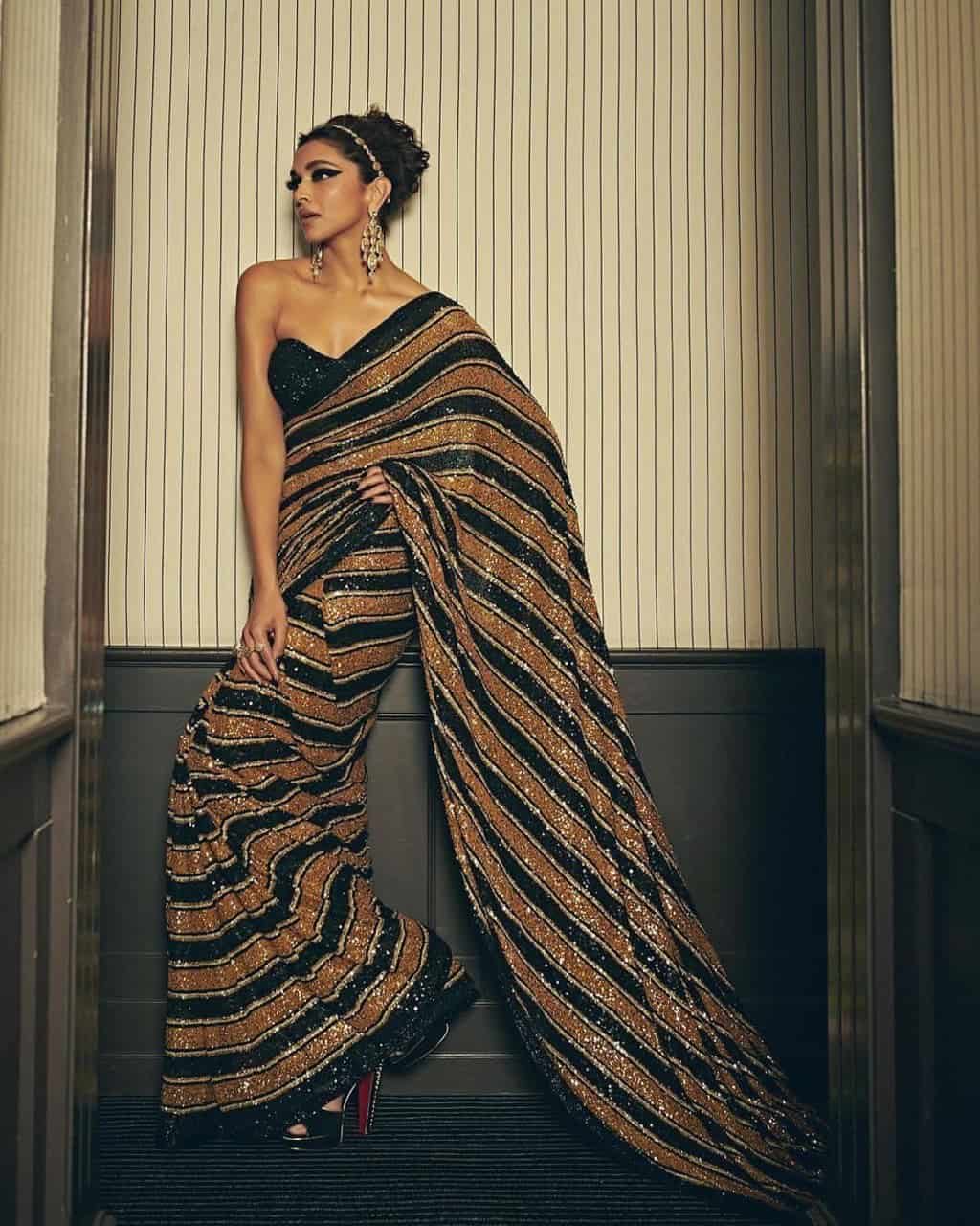 LG 1491 Gold & Black Saree : Heavy Faux Georgette Work : Fancy Double Sequence Work Party Wear, Wedding, Special Events @2249/- | Sarees, Bollywood Sarees, Creative Sarees, Designer Sarees, Embroidered Sarees, Ethnic Saree, Modern Digital sarees, Party Wear Sarees