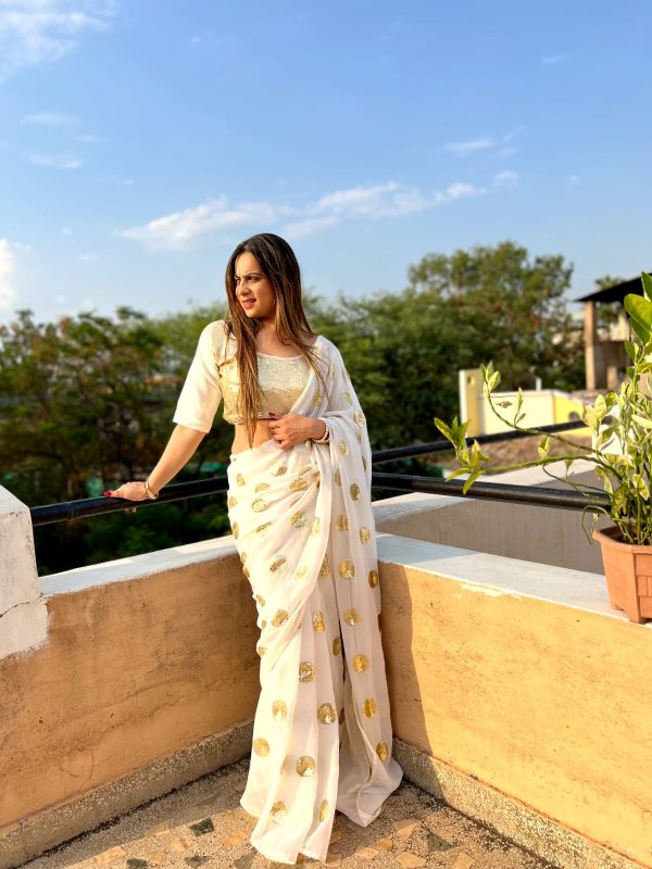 White Georgette Embroidery Sequence Saree - Image 2