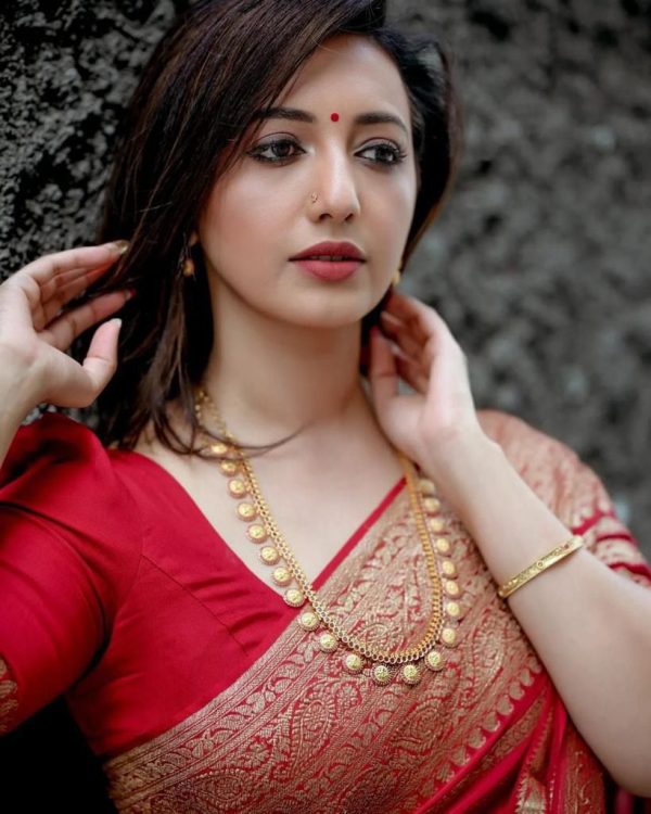 KP 4085 Red Color Soft Lichi Silk Jacquard On All Over Saree Casual, Party Wear, Wedding, Events Etc. Expected Delivery 4-6 Working Days @1399/- | Sarees, Bollywood Sarees, Creative Sarees, Designer Sarees, Embroidered Sarees, Ethnic Saree, Modern Digital sarees, Party Wear Sarees