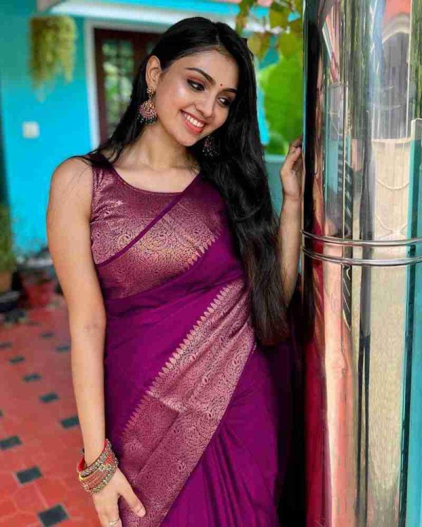Stylish Purple Color Soft Lichi Silk Cloth Jacquard All Over Saree