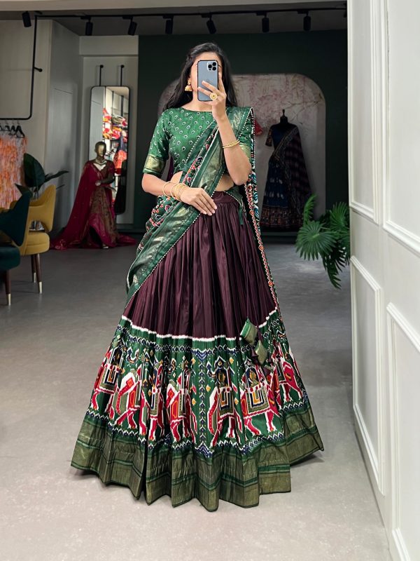 LNB 1623 Broun Color Fabulous Dola Silk Patola Print And Foil Work Lehenga Choli Wedding, Festive, Events Expected Delivery 4-6 Working Days@2199/- Only | Lehenga, Bollywood Lehenga, Creative Lehenga, Designer Lehenga, Embroidered Lehenga, Party Wear Lehenga