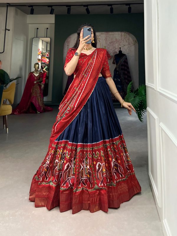 LNB 1623 Navy Blue Color Fabulous Dola Silk Patola Print And Foil Work Lehenga Choli Wedding, Festive, Events Expected Delivery 4-6 Working Days@2199/- Only | Lehenga, Bollywood Lehenga, Creative Lehenga, Designer Lehenga, Embroidered Lehenga, Party Wear Lehenga