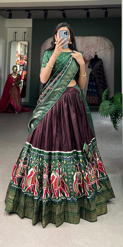 LNB 1623 Broun Color Fabulous Dola Silk Patola Print And Foil Work Lehenga Choli Wedding, Festive, Events Expected Delivery 4-6 Working Days@2199/- Only | Lehenga, Bollywood Lehenga, Creative Lehenga, Designer Lehenga, Embroidered Lehenga, Party Wear Lehenga