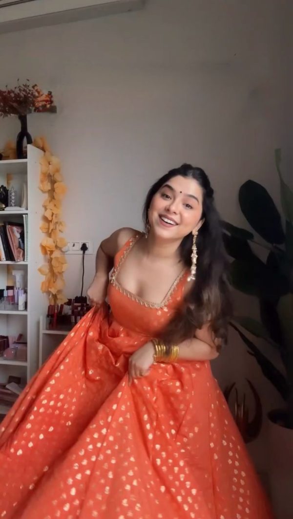 Orange Jacquard silk weaving with Lace border Anarkal Suit - Image 2