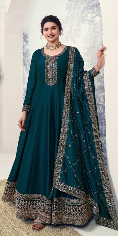 Splendorous Dark Green Color Silk Georgette with Embroidery Work Anarkal Suit