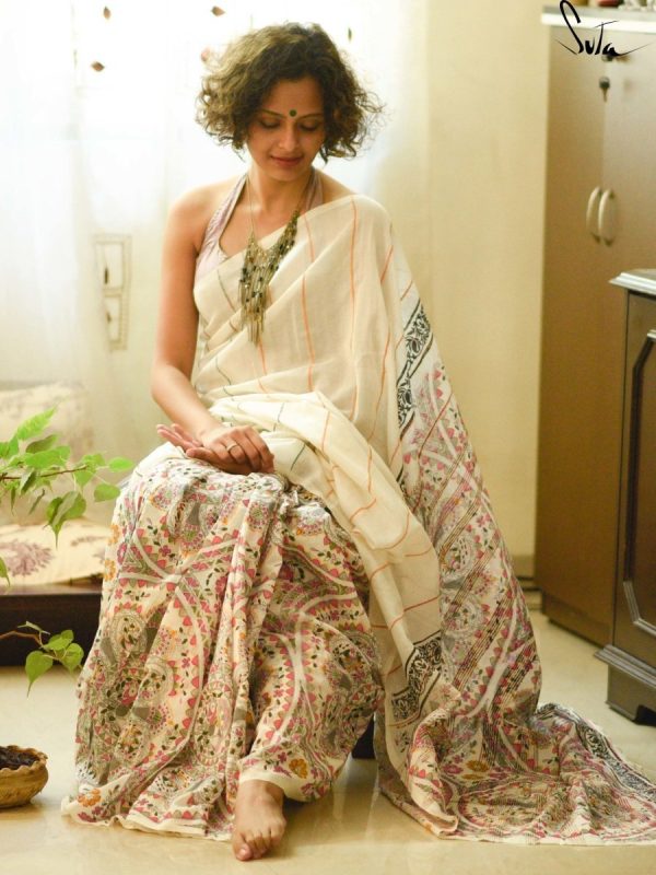 White Heavy Dola Silk Digital Print Saree - Image 5