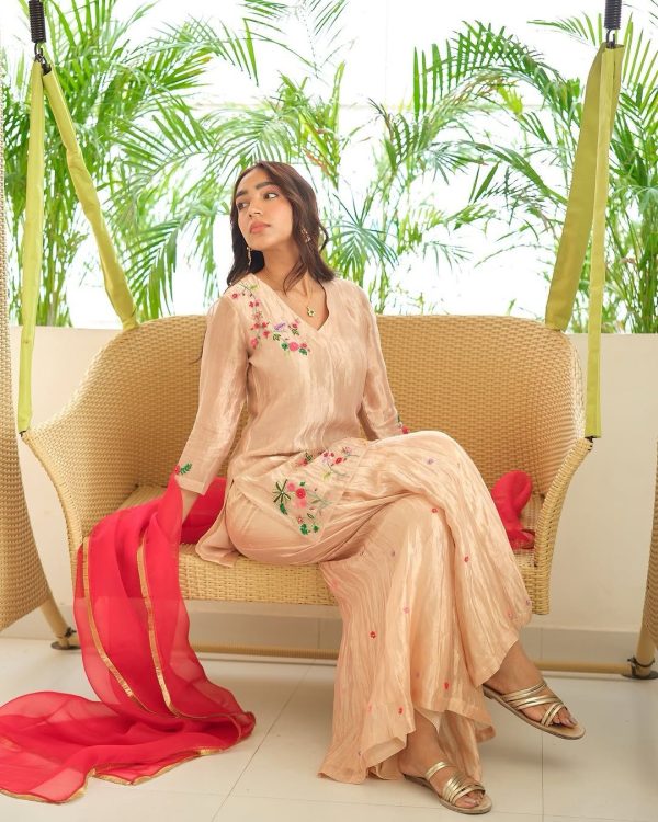 Cream Fendi With Embroidery Work Salwar Suit - Image 2