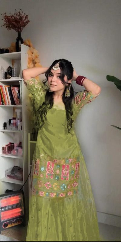 Light Green Chinnon Silk Embroidery Work Salwar Suit
