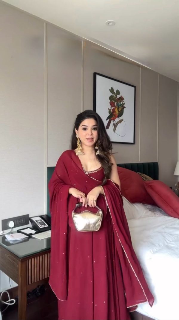 Maroon Foix Georgette Thread Real Mirror Diamond Salwar Suit