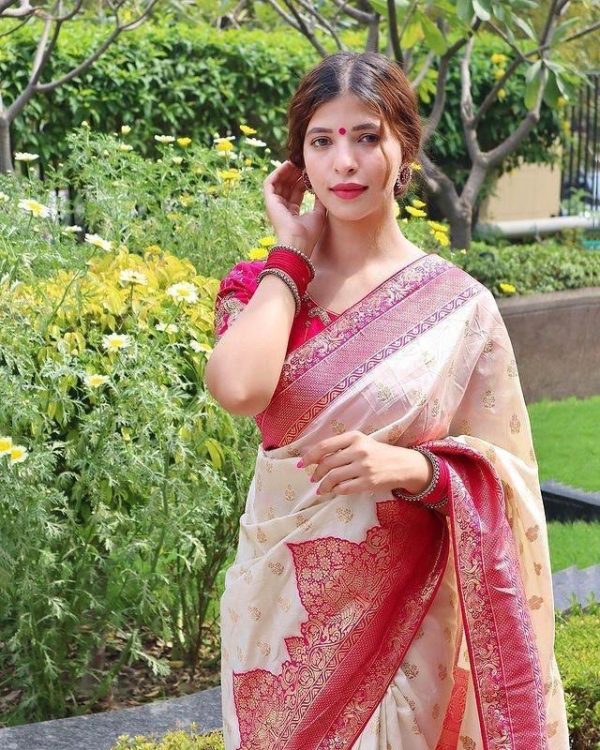 Half White Soft Litchi Silk Jacquard Work On All Over Saree - Image 5