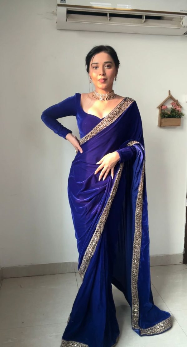 Royal Blue 9000 Velvet With Embroidery Lace Border Saree - Image 3