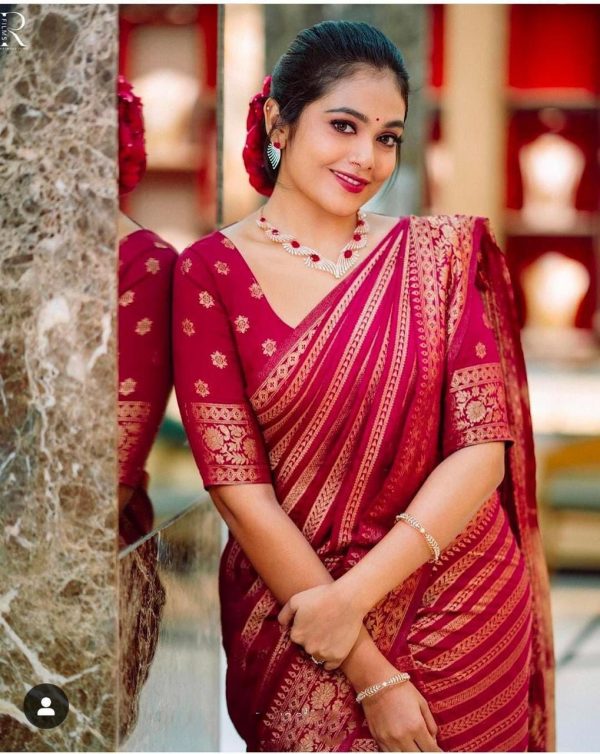 Red Soft Litchi Silk On All Over Saree - Image 2