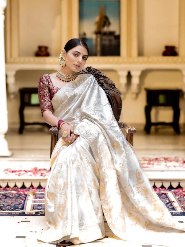 White Soft Litchi Silk All Over Weaving Saree - Image 4