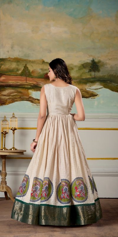 Classic Green Color Dola Silk Kalamkari Print Zari Weaving Broder Gown