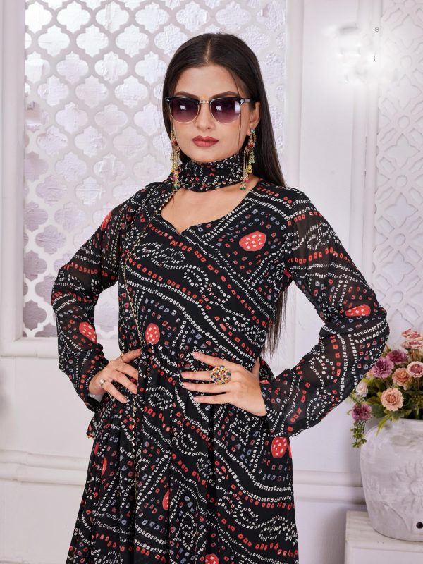 Black Georgette Print With Lace Work Gown - Image 2