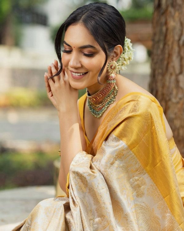 Yellow Soft Litchi Silk Golden Jari Jacquard Border Saree - Image 7