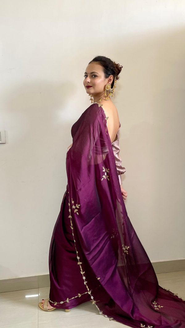 Wine Rangoli Silk Handwork Cutwork Pearl Saree - Image 3