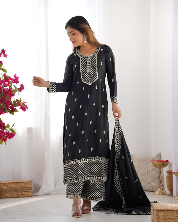 Black Chinon Silk Embroidery Jari Work Salwar Suit - Image 5