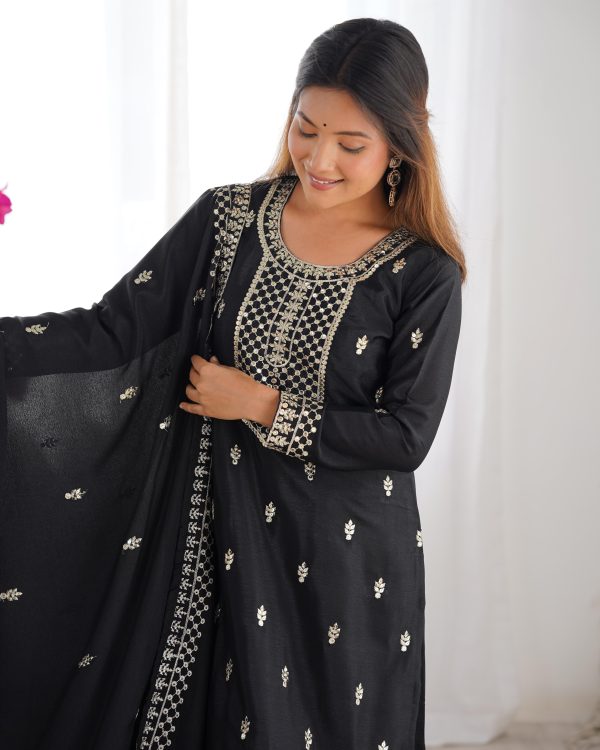 Black Chinon Silk Embroidery Jari Work Salwar Suit - Image 8