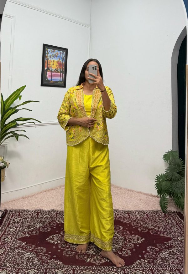 Light Yellow Chinon Embroidery With Moti Lace Salwar Suit - Image 2