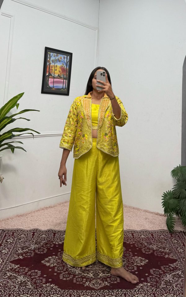Light Yellow Chinon Embroidery With Moti Lace Salwar Suit - Image 5