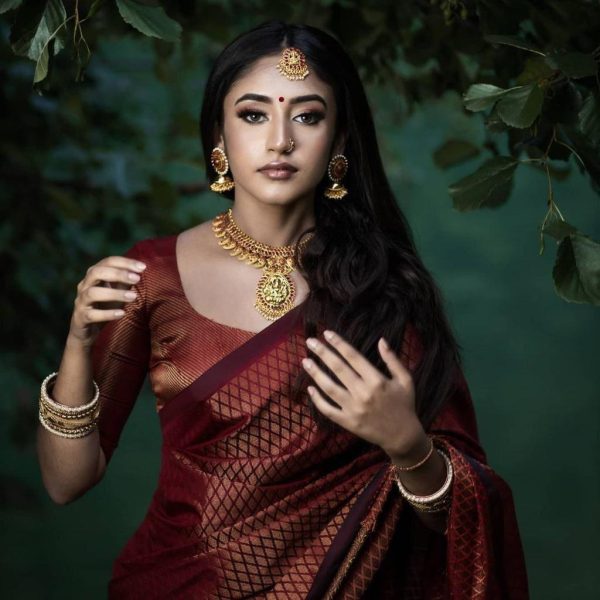 Maroon Soft Litchi Silk Jacquard Work On All Over Saree - Image 9