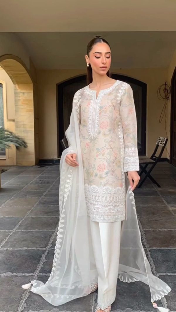 White Tobi Organza Printed With Embroidery Salwar Suit - Image 4