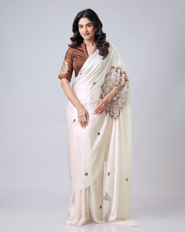Stylist Cream Color Japan Satin Digital Print Work Saree
