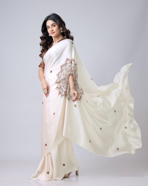 Cream Japan Satin Digital Print Work Saree - Image 2