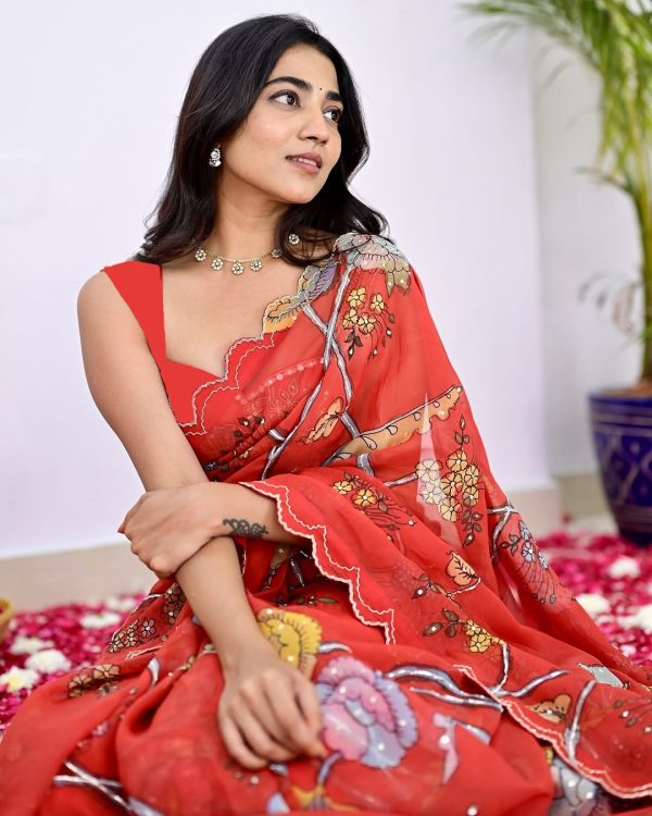 Red Vichitra Silk Digital Prints Mirror Sequence Work Saree - Image 2
