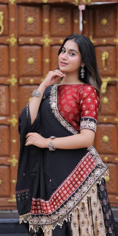 LG 645 Black Color Printed Polly Reyon Lehenga Choli Wedding, Party, Festive, Events Etc. Delivery 4-6 Working Days Rs 1999 | Lehenga, Bollywood Lehenga, Creative Lehenga, Designer Lehenga, Embroidered Lehenga, Party Wear Lehenga