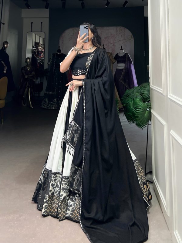 LNB 1714 Black Color Pure Rayon Plain Printed With Paper Mirror Work Lehenga Choli Wedding, Party, Festive, Events Etc. Delivery 4-6 Working Days Rs 3599 | Lehenga, Bollywood Lehenga, Creative Lehenga, Designer Lehenga, Embroidered Lehenga, Party Wear Lehenga