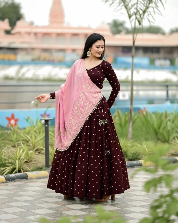 LG 644 Maroon Color Printed Polly Reyon Lehenga Choli Wedding, Party, Festive, Events Etc. Delivery 4-6 Working Days Rs 2099 | Lehenga, Bollywood Lehenga, Creative Lehenga, Designer Lehenga, Embroidered Lehenga, Party Wear Lehenga