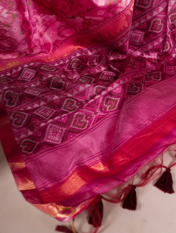 YNF 7416 Pink Color Jacquard Silk Patola Print Zari Weaving Work Saree Casual, Wedding, Festive, Events . Expected Delivery  4-6 Working Days @2599/- only                                                                                | Sarees, Bollywood Sarees, Creative Sarees, Designer Sarees, Embroidered Sarees, Ethnic Saree, Modern Digital sarees, Party Wear Sarees