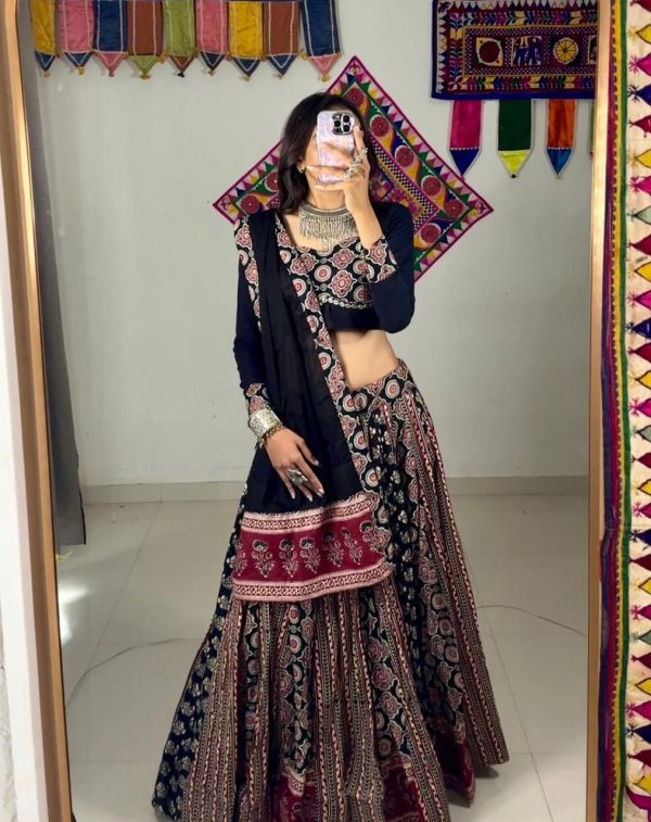 LG 649 Black Color Rayon Lehenga Choli With Lace Work & Cowrie Work. Now at just ₹1999. Delivery 4-6 Working Days. Shop now. | Lehenga, Bollywood Lehenga, Creative Lehenga, Designer Lehenga, Embroidered Lehenga, Party Wear Lehenga
