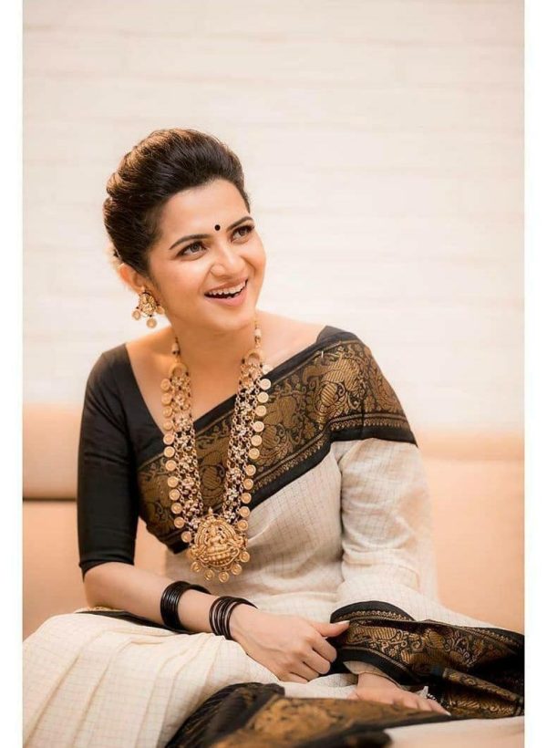 KP 3025 Black Soft Lichi Silk Saree Perfect for Wedding, Party, Baby Shower, Onam, Durga Puja . Available at ₹1449 only. Delivery 4-6 Working Days. | Sarees, Bollywood Sarees, Creative Sarees, Designer Sarees, Embroidered Sarees, Ethnic Saree, Modern Digital sarees, Party Wear Sarees
