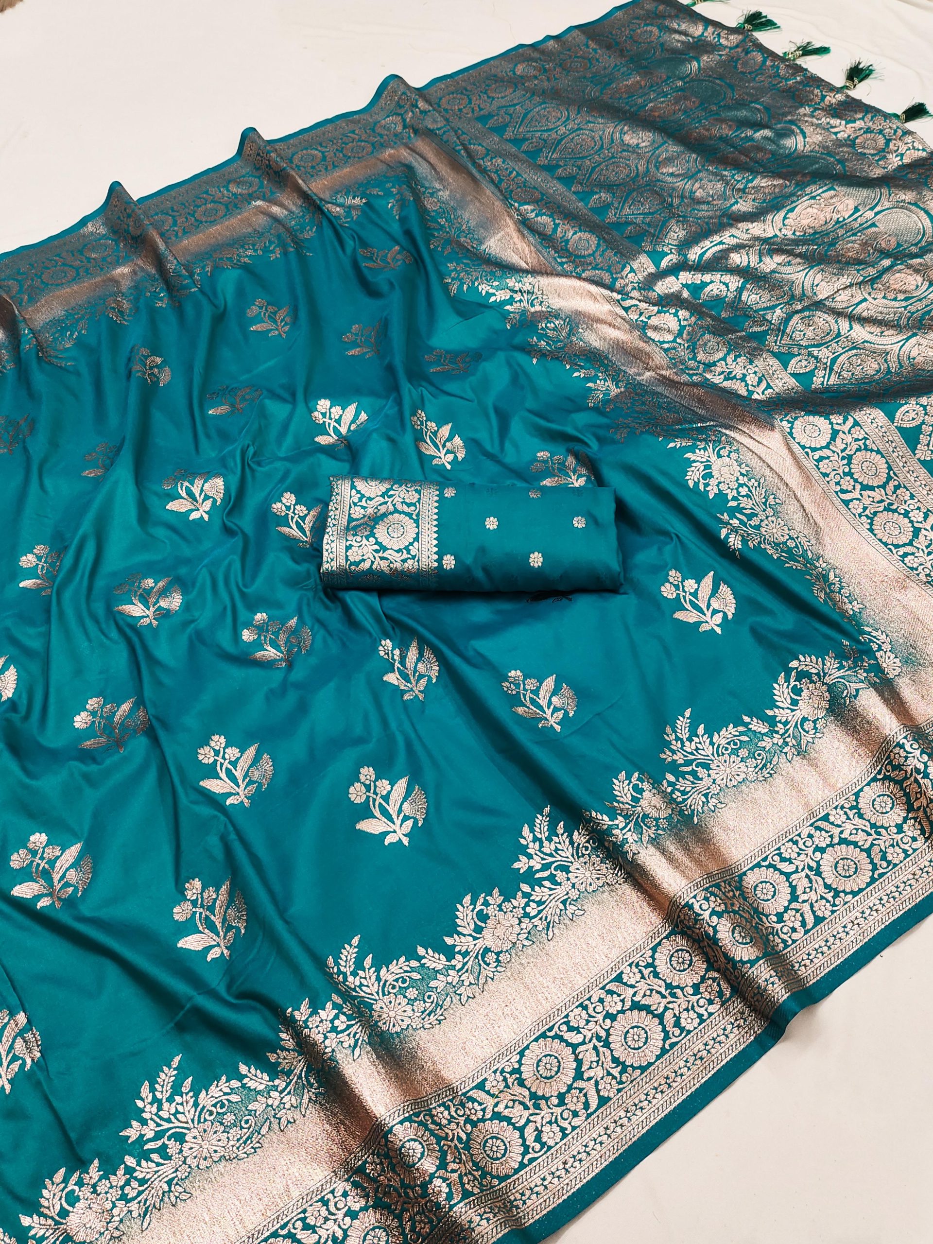 Firozi Banarasi Silk Zari Lace Work Saree