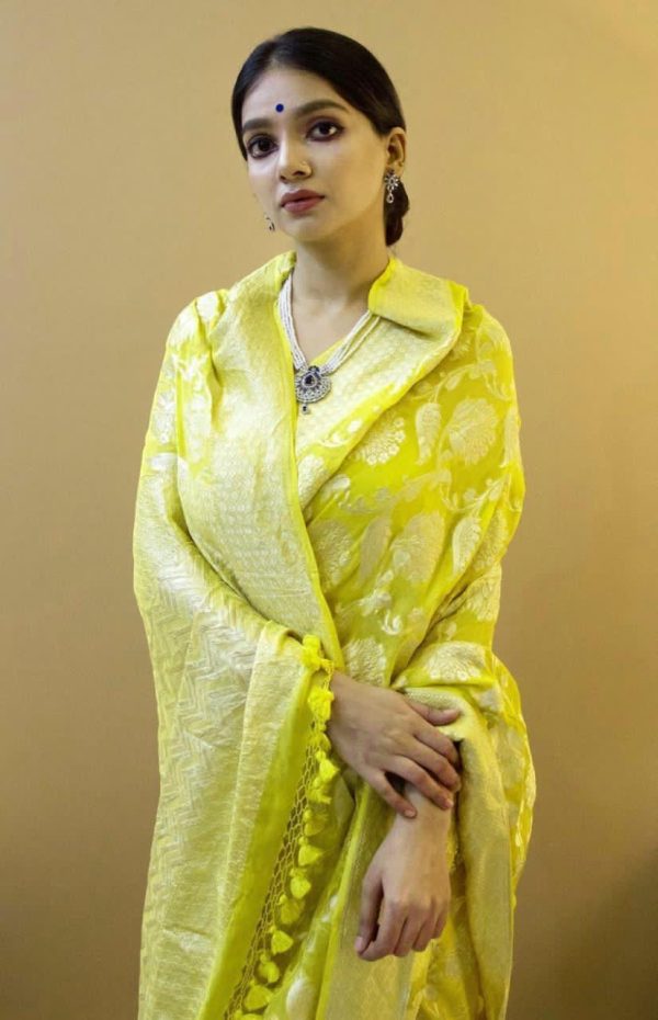 KP 1073 Light Yellow Soft Lichi Silk Saree Perfect for Wedding, Party, Sangeet, Ethnic Day, Festival Celebrations Get it for ₹1399. Delivery 4-6 Working Da | Sarees, Bollywood Sarees, Creative Sarees, Designer Sarees, Embroidered Sarees, Ethnic Saree, Modern Digital sarees, Party Wear Sarees