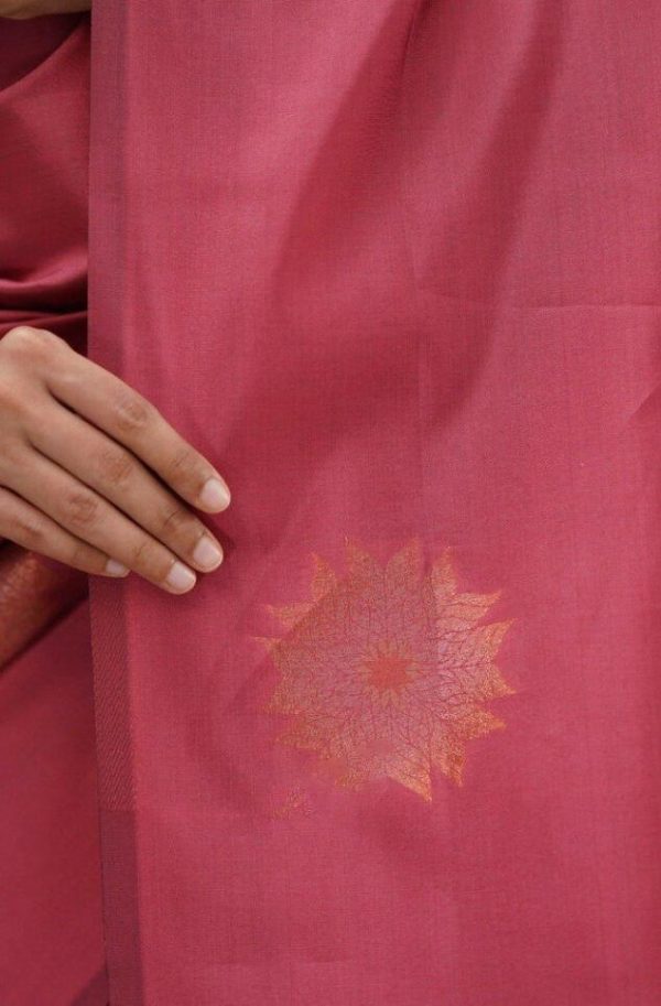 KP 5009 Peach Soft Lichi Silk Saree Perfect for Wedding, Party, Pooja, Lohri, Reception . Special Price ₹1319. Delivery 4-6 Working Days. Shop | Sarees, Bollywood Sarees, Creative Sarees, Designer Sarees, Embroidered Sarees, Ethnic Saree, Modern Digital sarees, Party Wear Sarees