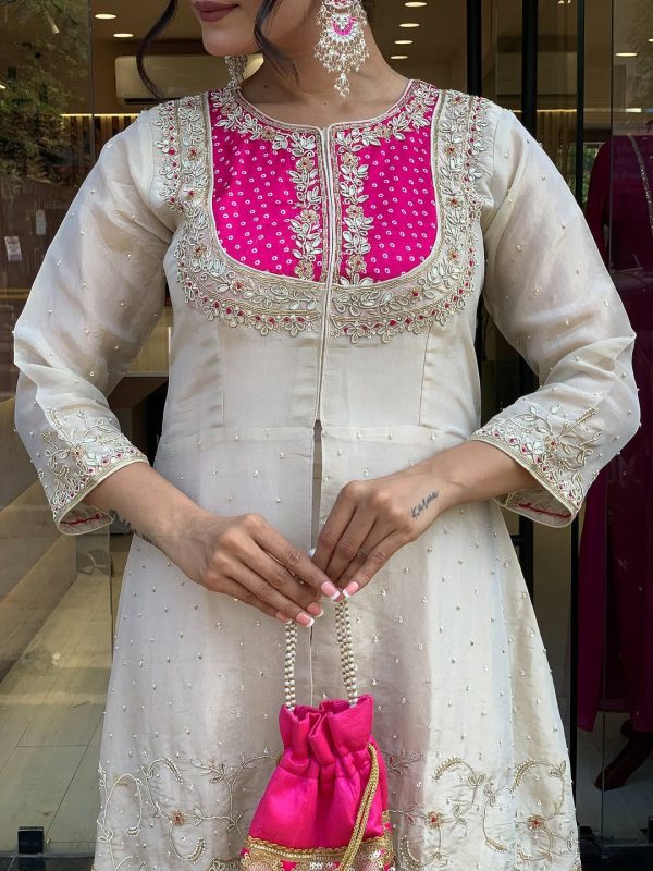 SRK 5277 Pink Mal Cotton With Embroidery Work & Bead Work Salwar Suit . Affordable Price ₹1799. Delivery 4-6 Working Days. Shop now. | Jump Suits, Salwar suit, Casual Suits, Creative suits, Designer Suits, Palazzo Suits, Party Wear Suits, Patiala Suits, Straight Suits