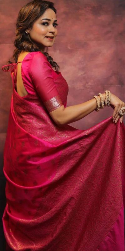 KP 6010 Pink Soft Lichi Silk Jacquard Saree Perfect for Wedding, Party, Traditional Day, Family Gatherings, Sangeet . Grab it for ₹1349. Delivery 4-6 W | Sarees, Bollywood Sarees, Creative Sarees, Designer Sarees, Embroidered Sarees, Ethnic Saree, Modern Digital sarees, Party Wear Sarees