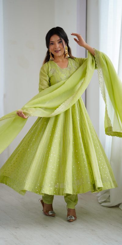 SRK 5293 Pista With Crunchy Silk With Fully Flair with Lace Work & Embroidery Work Anarkali Gown . Introductory Price ₹2149. Delivery 4-6 Worki | Gowns, Bollywood Gowns, Creative Gowns, Designer Gowns, Embroidered Gowns, Party Wear Gowns