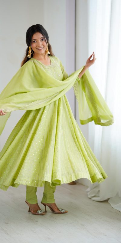 SRK 5293 Pista With Crunchy Silk With Fully Flair with Lace Work & Embroidery Work Anarkali Gown . Introductory Price ₹2149. Delivery 4-6 Worki | Gowns, Bollywood Gowns, Creative Gowns, Designer Gowns, Embroidered Gowns, Party Wear Gowns