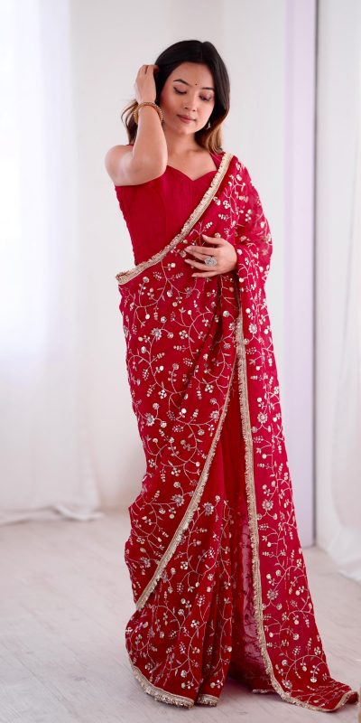 SRK 5296 Red Crunchy Silk Lace Work & Embroidery Work Saree in . Special Price ₹1799. Delivery 4-6 Working Days. Shop now. | Sarees, Bollywood Sarees, Creative Sarees, Designer Sarees, Embroidered Sarees, Ethnic Saree, Modern Digital sarees, Party Wear Sarees