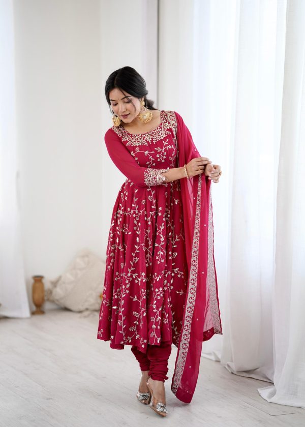 SRK 5299 Red Faux Georgette With Sequence Work Perfect for Wedding, Party, Lohri, Temple Visit, Ganesh Chaturthi Festive, Events, 4-6 Working Days At 2149 | Gowns, Bollywood Gowns, Creative Gowns, Designer Gowns, Embroidered Gowns, Party Wear Gowns