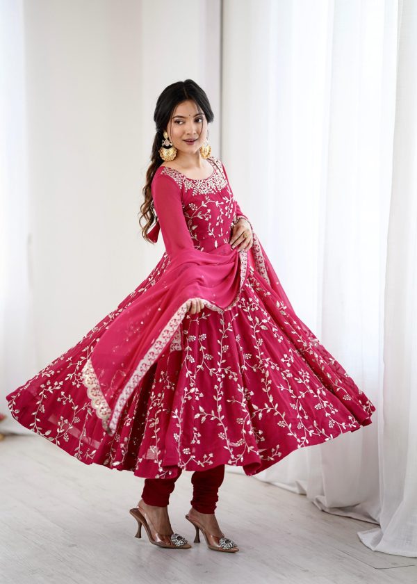 SRK 5299 Red Faux Georgette With Sequence Work Perfect for Wedding, Party, Lohri, Temple Visit, Ganesh Chaturthi Festive, Events, 4-6 Working Days At 2149 | Gowns, Bollywood Gowns, Creative Gowns, Designer Gowns, Embroidered Gowns, Party Wear Gowns
