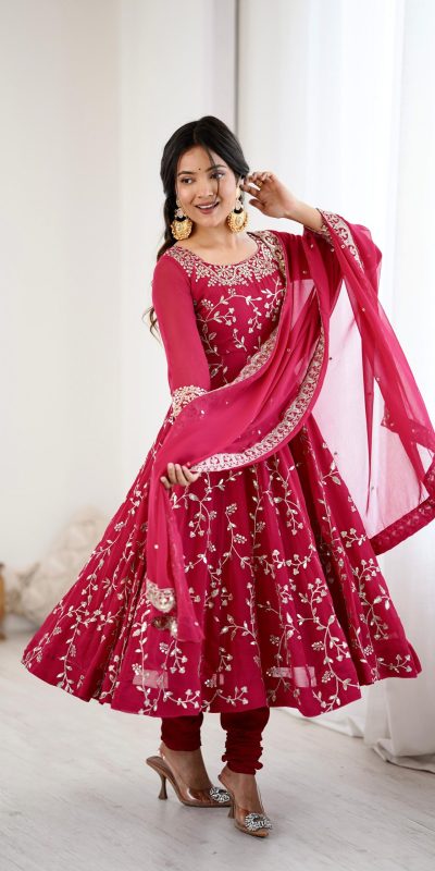 SRK 5299 Red Faux Georgette With Sequence Work Perfect for Wedding, Party, Lohri, Temple Visit, Ganesh Chaturthi Festive, Events, 4-6 Working Days At 2149 | Gowns, Bollywood Gowns, Creative Gowns, Designer Gowns, Embroidered Gowns, Party Wear Gowns