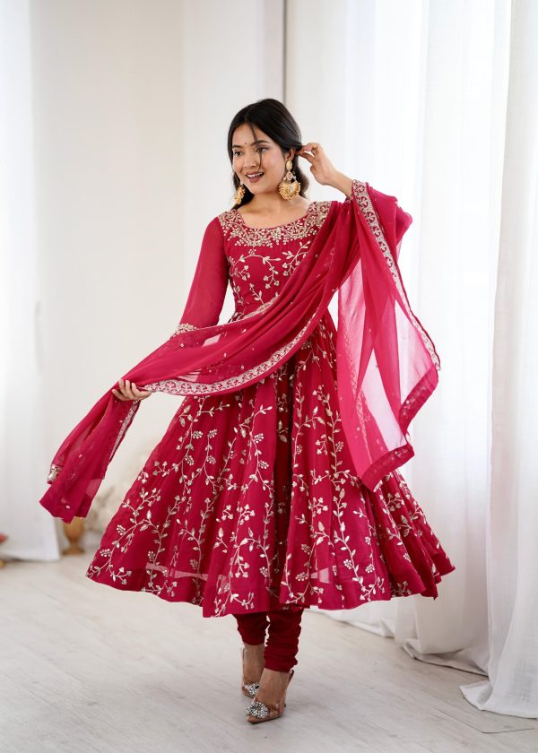 SRK 5299 Red Faux Georgette With Sequence Work Perfect for Wedding, Party, Lohri, Temple Visit, Ganesh Chaturthi Festive, Events, 4-6 Working Days At 2149 | Gowns, Bollywood Gowns, Creative Gowns, Designer Gowns, Embroidered Gowns, Party Wear Gowns