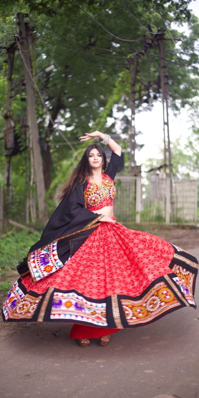LNB 1693 Red Pure Cotton With Gamthi Work & Mirror Work Lehenga Choli. Affordable Price ₹3999. Delivery 4-6 Working Days. Shop now. | Lehenga, Bollywood Lehenga, Creative Lehenga, Designer Lehenga, Embroidered Lehenga, Party Wear Lehenga